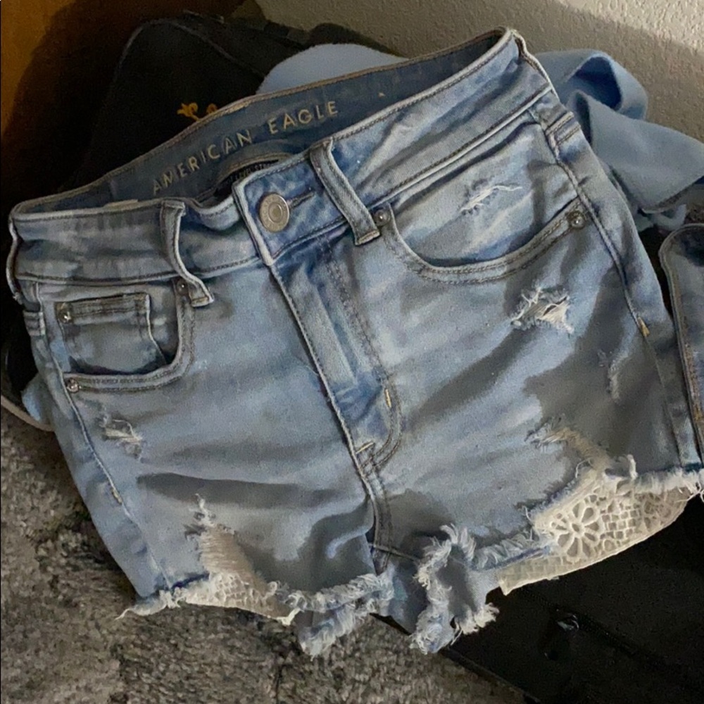 Shorts - Picture 8 of 9